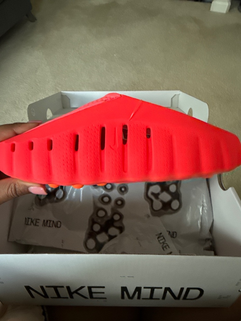 Nike mind 001